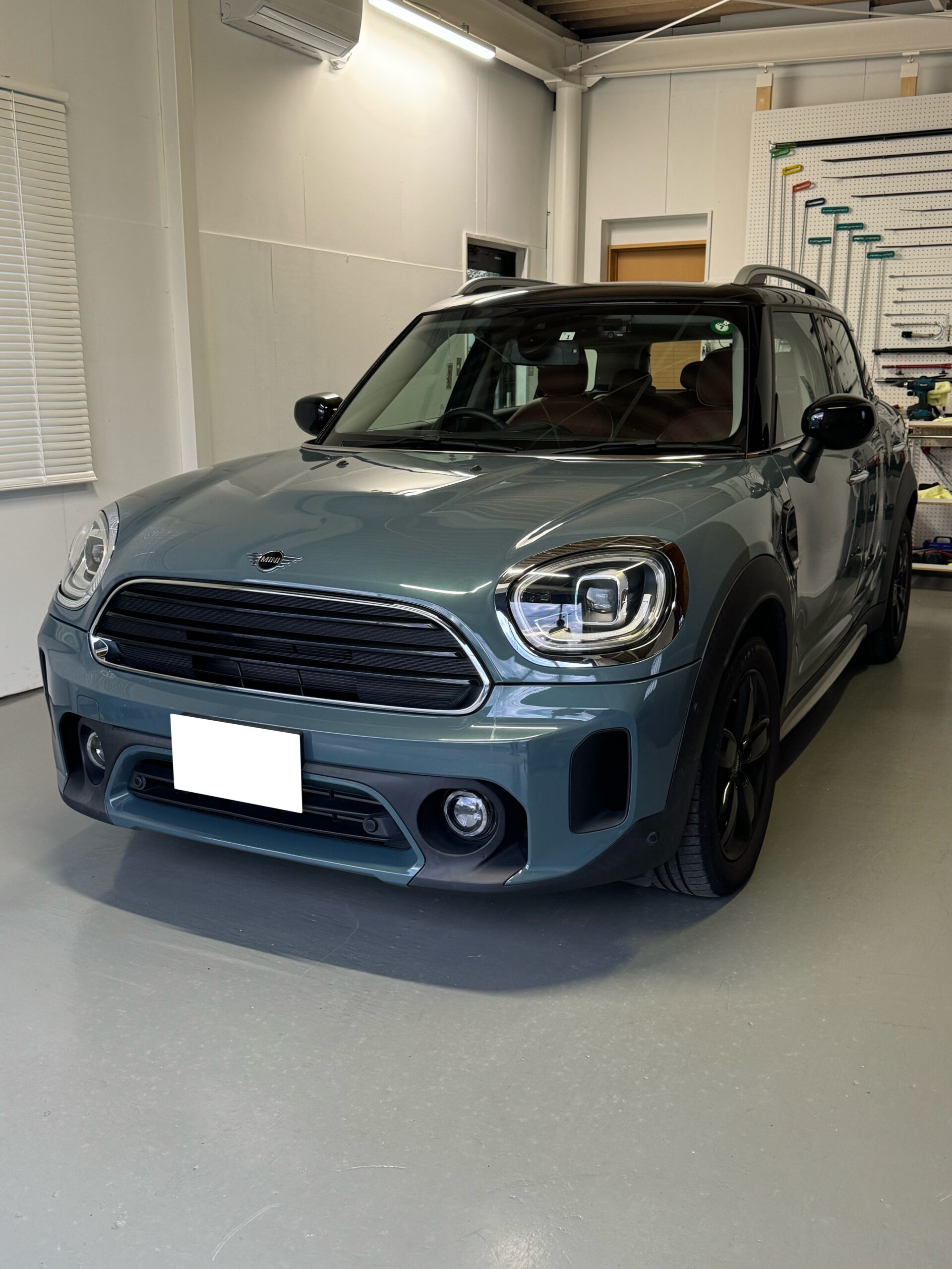 高崎市]ミニ・クロスオーバーの雹害車修理｜デントリペア施工 - デント