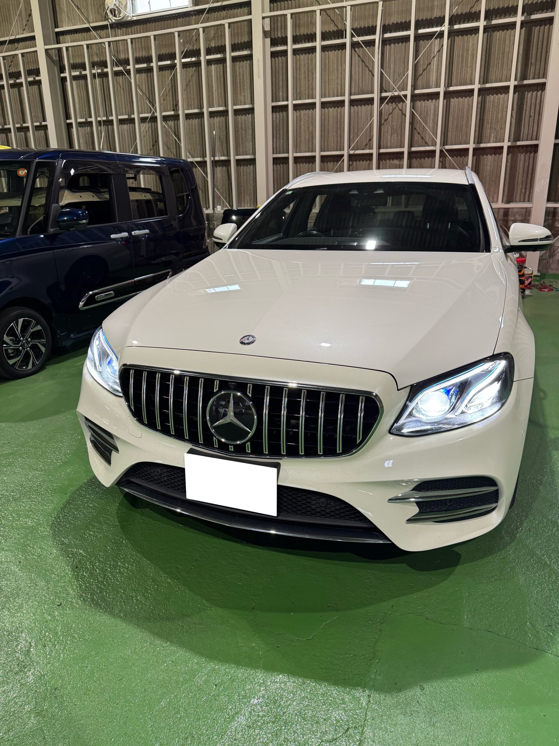 E220d ドア デントリペア